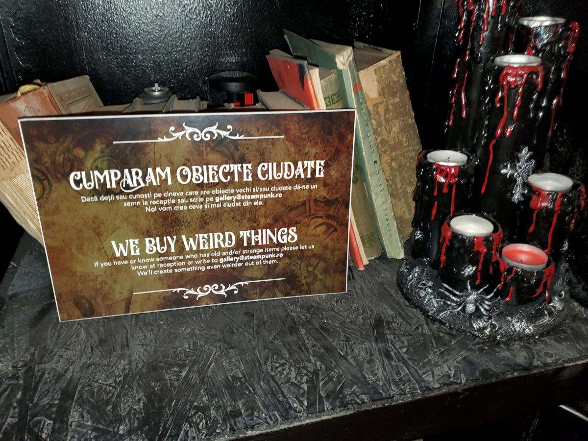 Yemi Cami Mosque lit up at night